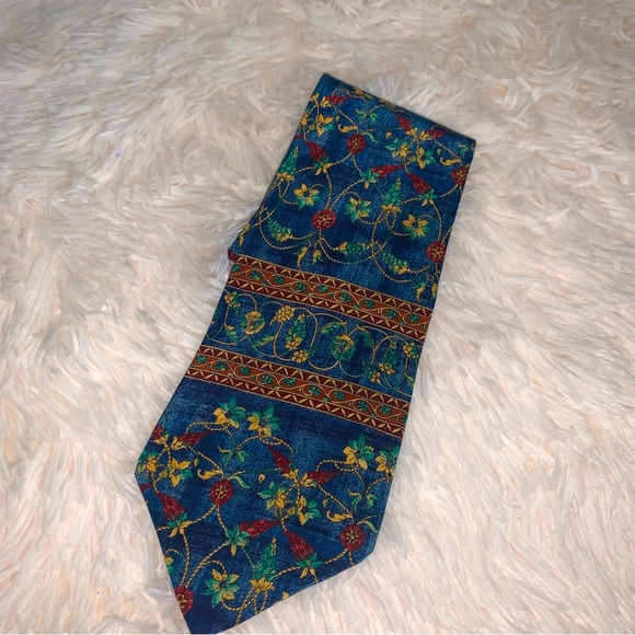 THE METROPOLITAN MUSEUM OF ART MEN'S TIE 100% IMPORTED SILK - Picture 1 of 3